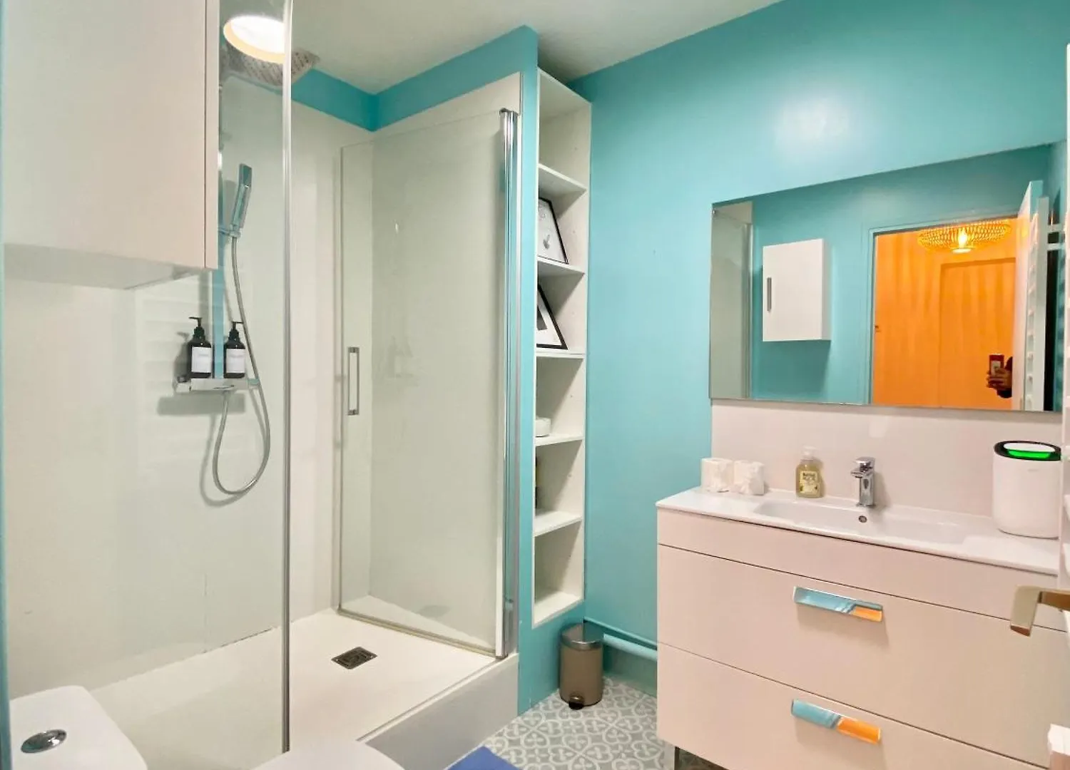 Apartment Tres Calme Sur Cour - Cardinet *
