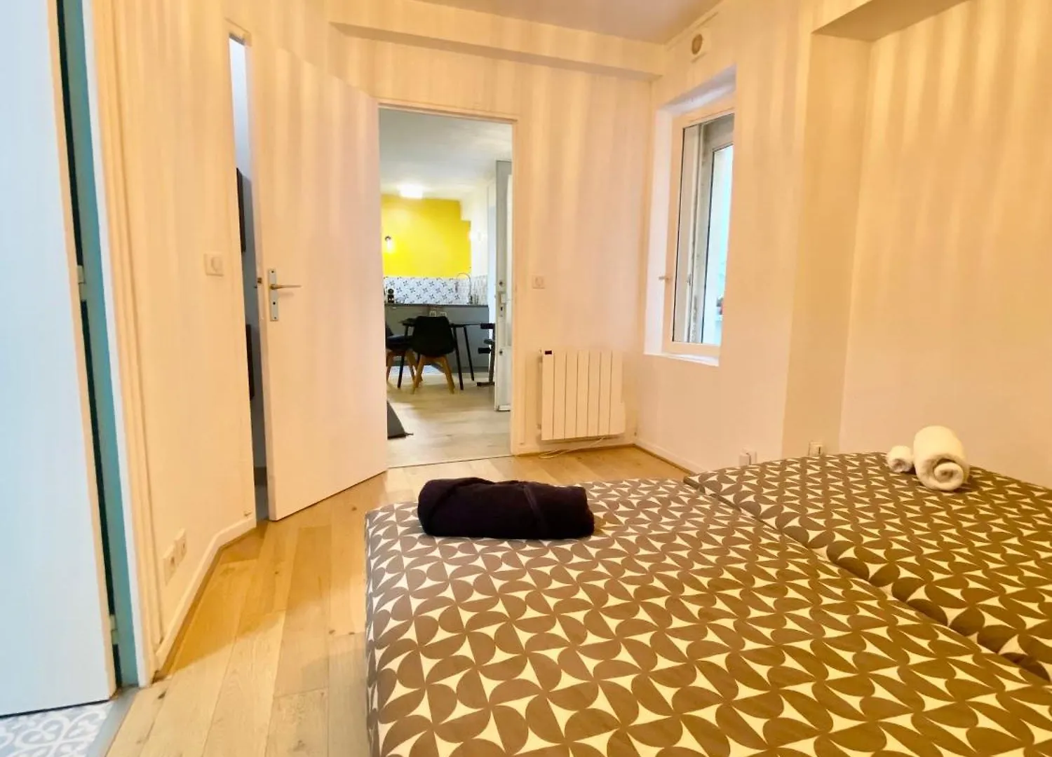 Tres Calme Sur Cour - Cardinet Apartment Paris